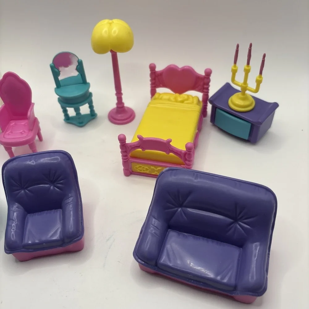 11 Vintage‎ Lot Of Doll House Plastic Furniture Colorful Bedroom Bathroom